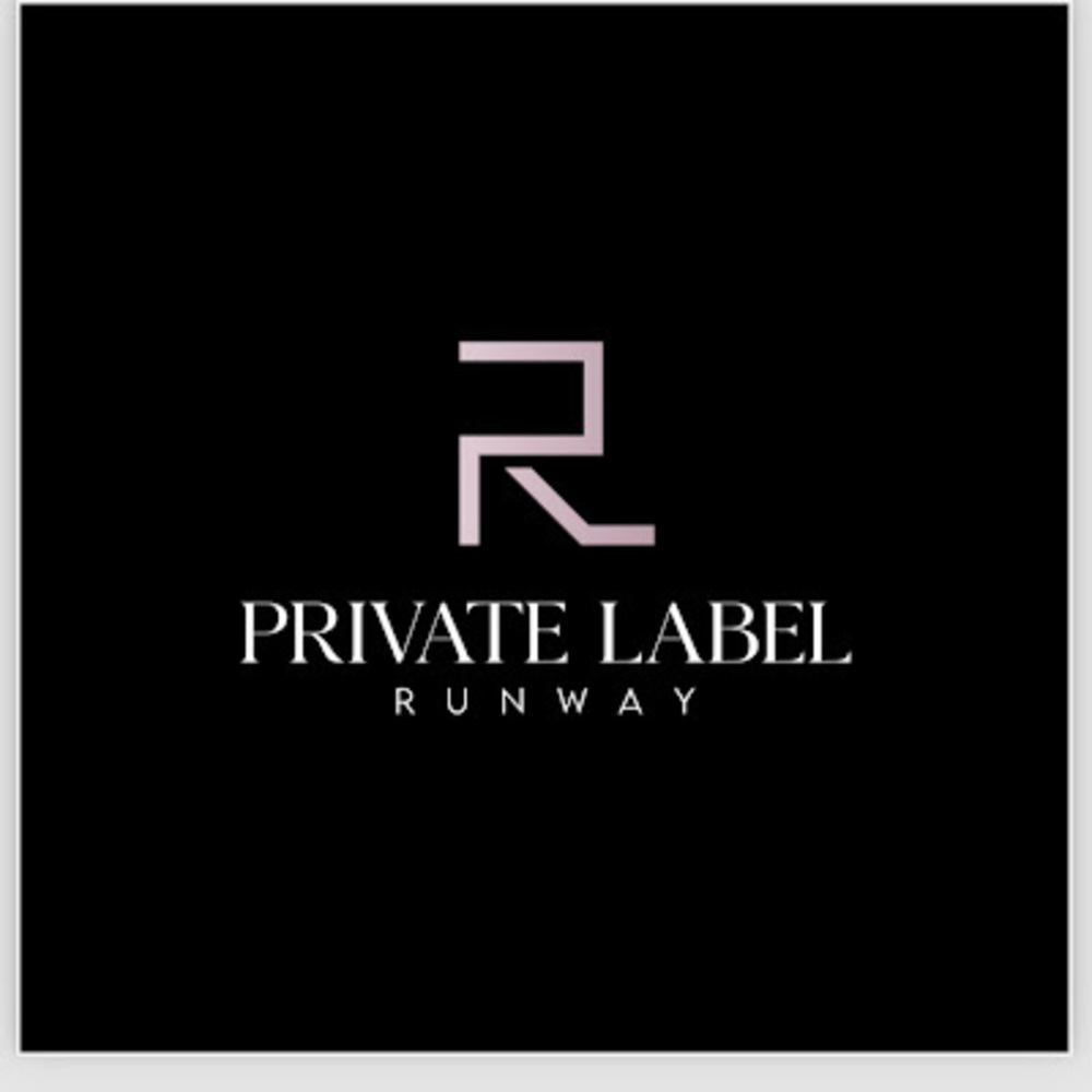 Meet your Posher:  Lisa, founder of Private Label Runway.